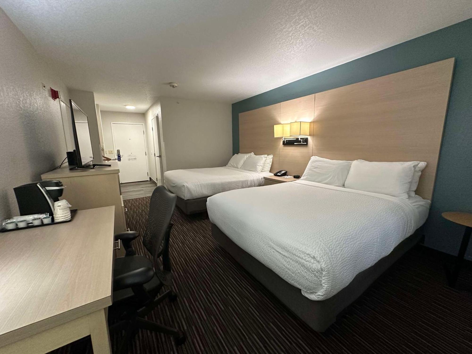 เบสต์ เวสเทิร์น วอเตอร์ทาวน์ Hotel Watertown ภายนอก รูปภาพ