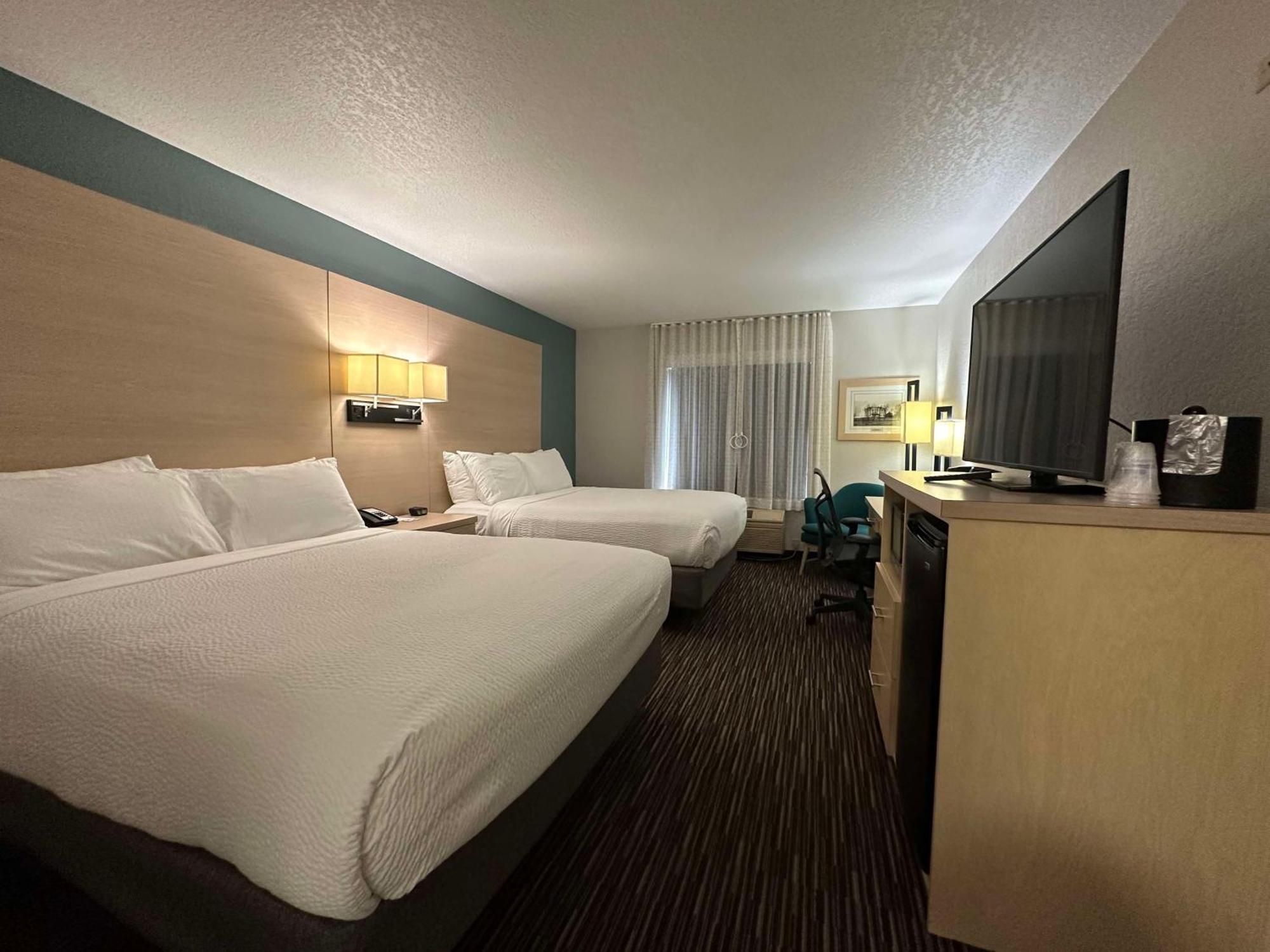 เบสต์ เวสเทิร์น วอเตอร์ทาวน์ Hotel Watertown ภายนอก รูปภาพ